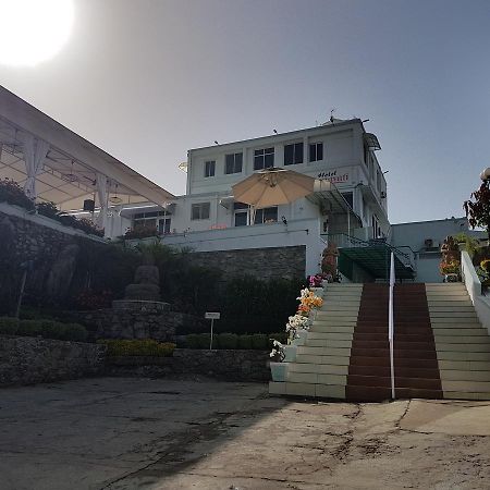 Hotel Karnavati Mount Abu Esterno foto