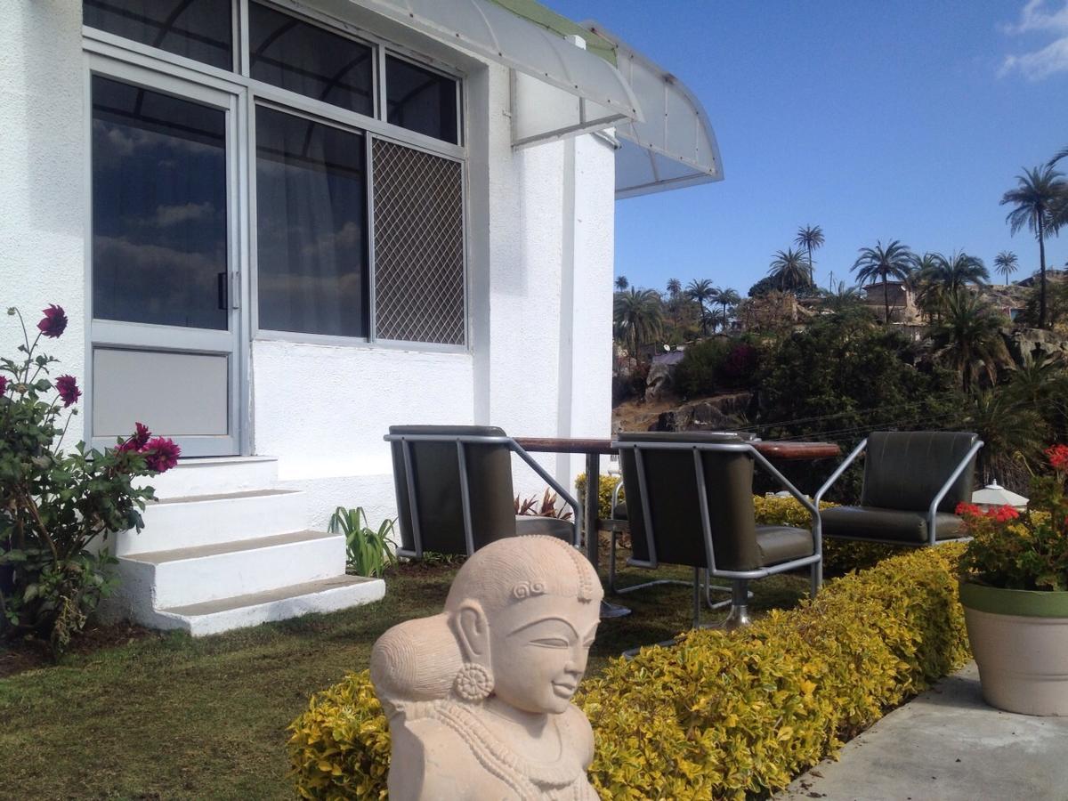 Hotel Karnavati Mount Abu Esterno foto